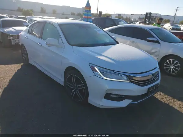 1HGCR3F96HA011831 2017 HONDA ACCORD - Image 1