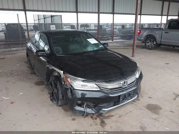 1HGCR3F96HA023896 2017 HONDA ACCORD - Image 1
