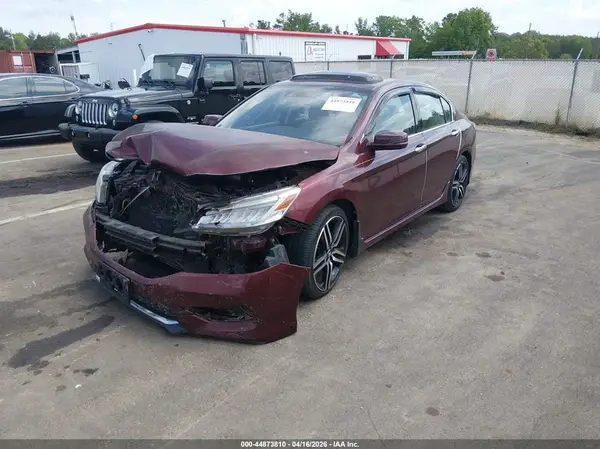 1HGCR3F96HA024773 2017 HONDA ACCORD - Image 2