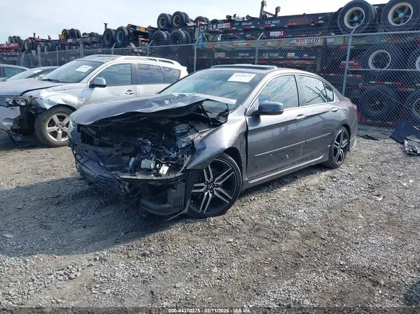 1HGCR3F96HA035062 2017 HONDA ACCORD - Image 2