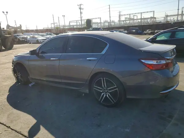 1HGCR3F96HA038771 2017 HONDA ACCORD - Image 2