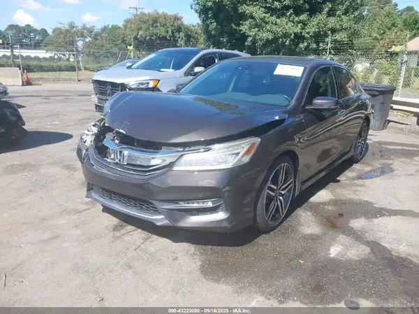 1HGCR3F96HA038883 2017 HONDA ACCORD - Image 2