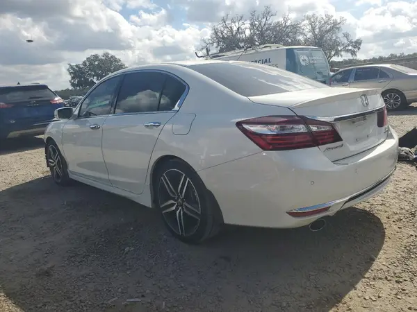 1HGCR3F96HA045591 2017 HONDA ACCORD - Image 2