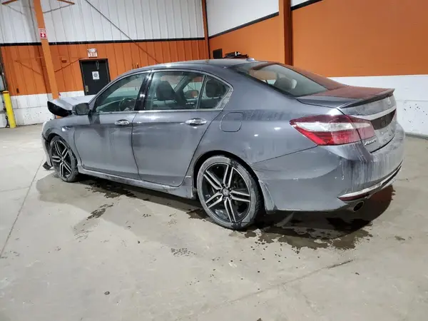1HGCR3F96HA801310 2017 HONDA ACCORD - Image 2