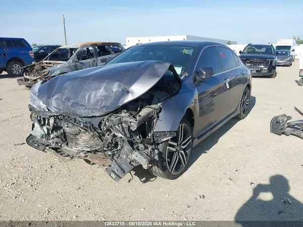 1HGCR3F96HA801548 2017 HONDA ACCORD - Image 2