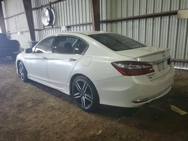 1HGCR3F97GA028796 2016 HONDA ACCORD - Image 2