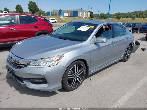 1HGCR3F97GA031715 2016 HONDA ACCORD - Image 2