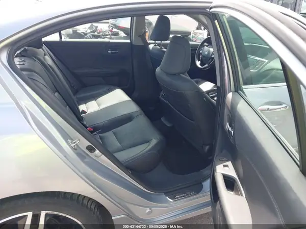 1HGCR3F97GA031715 2016 HONDA ACCORD - Image 8