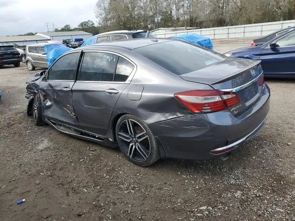1HGCR3F97HA000952 2017 HONDA ACCORD - Image 2
