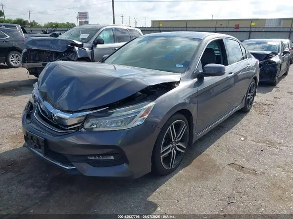 1HGCR3F97HA006962 2017 HONDA ACCORD - Image 2
