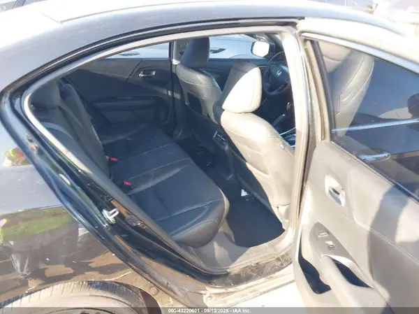 1HGCR3F97HA022787 2017 HONDA ACCORD - Image 8