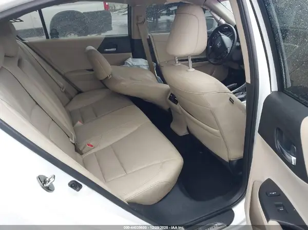 1HGCR3F97HA026032 2017 HONDA ACCORD - Image 8