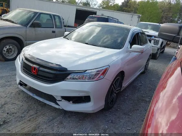 1HGCR3F97HA026757 2017 HONDA ACCORD - Image 2