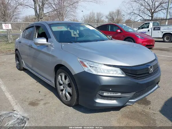1HGCR3F97HA027147 2017 HONDA ACCORD - Image 1