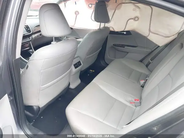 1HGCR3F97HA028928 2017 HONDA ACCORD - Image 8