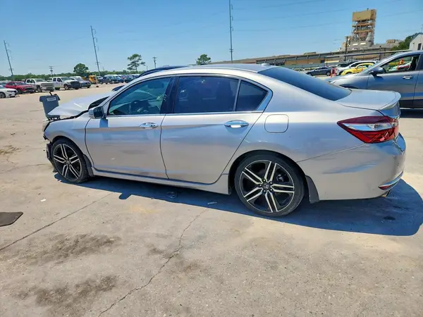 1HGCR3F97HA033644 2017 HONDA ACCORD - Image 2