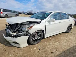 1HGCR3F97HA041811 2017 HONDA ACCORD