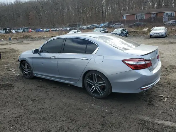 1HGCR3F97HA043719 2017 HONDA ACCORD - Image 2