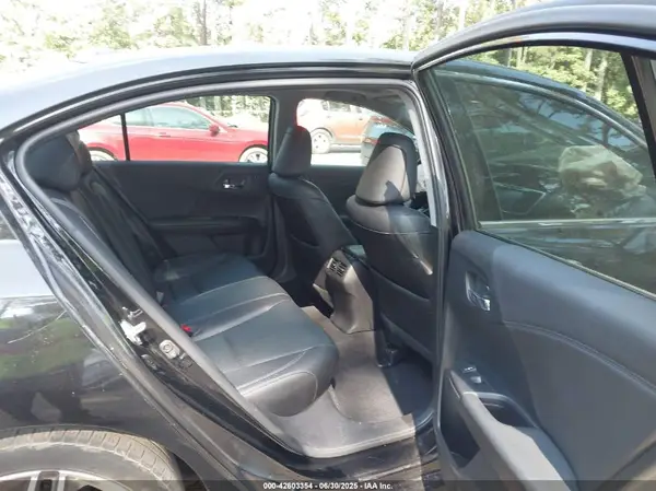 1HGCR3F97HA044885 2017 HONDA ACCORD - Image 8