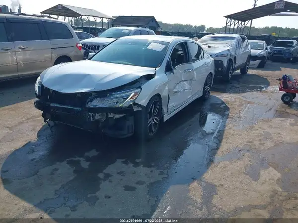 1HGCR3F98GA004751 2016 HONDA ACCORD - Image 2