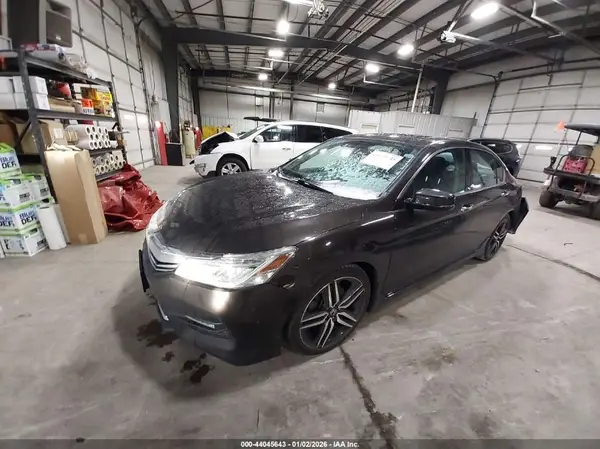 1HGCR3F98GA014289 2016 HONDA ACCORD - Image 2
