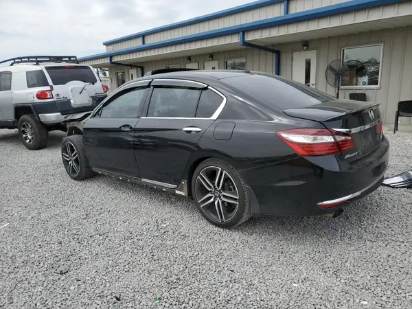 1HGCR3F98HA009403 2017 HONDA ACCORD - Image 2