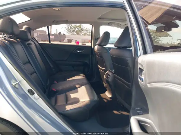 1HGCR3F98HA010762 2017 HONDA ACCORD - Image 8
