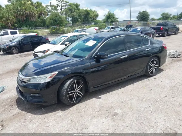 1HGCR3F98HA012107 2017 HONDA ACCORD - Image 2