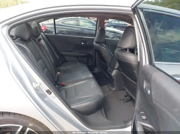 1HGCR3F98HA015279 2017 HONDA ACCORD - Image 8