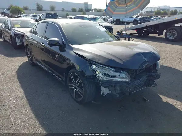 1HGCR3F98HA019638 2017 HONDA ACCORD - Image 1