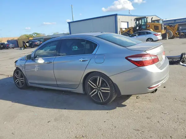 1HGCR3F98HA021535 2017 HONDA ACCORD - Image 2