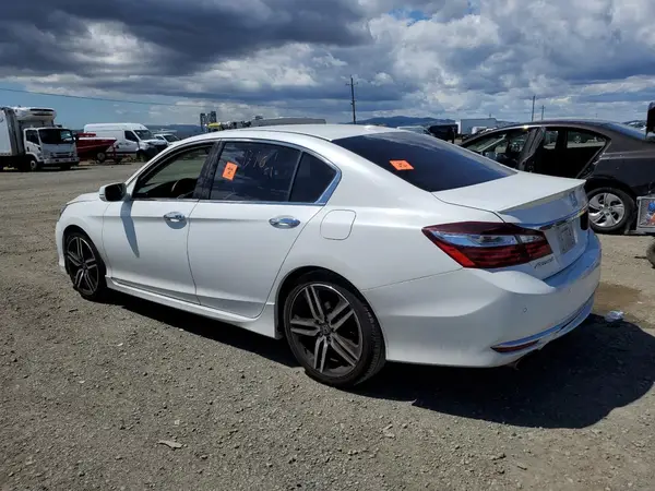 1HGCR3F98HA021910 2017 HONDA ACCORD - Image 2