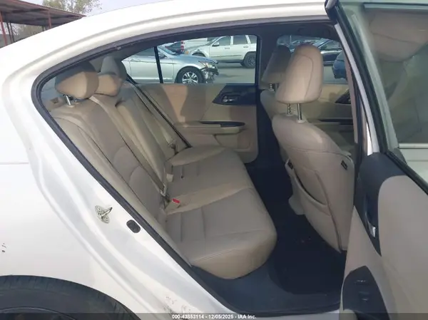 1HGCR3F98HA027318 2017 HONDA ACCORD - Image 8