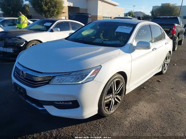 1HGCR3F98HA030347 2017 HONDA ACCORD - Image 2