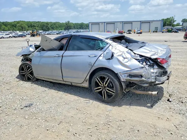 1HGCR3F98HA030879 2017 HONDA ACCORD - Image 2