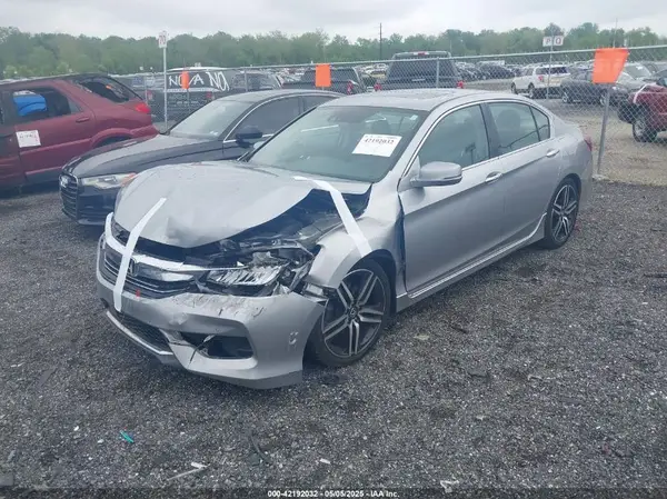 1HGCR3F98HA033961 2017 HONDA ACCORD - Image 2