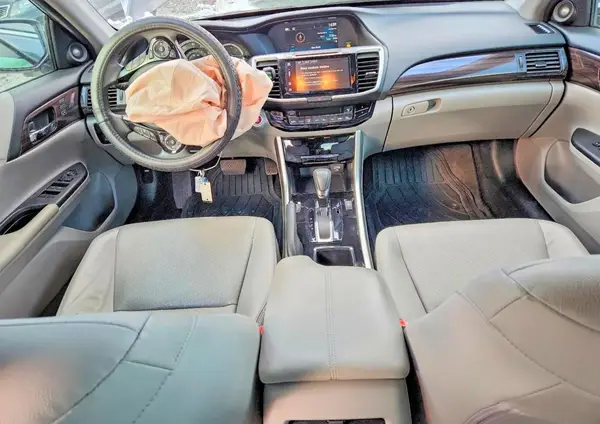 1HGCR3F98HA037864 2017 HONDA ACCORD - Image 8