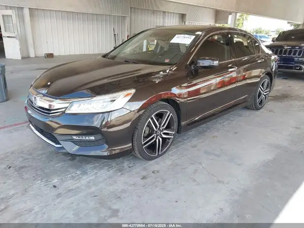 1HGCR3F98HA038349 2017 HONDA ACCORD - Image 2