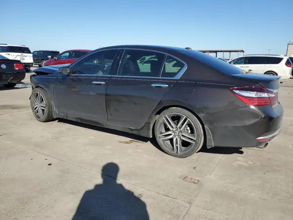 1HGCR3F98HA039324 2017 HONDA ACCORD - Image 2