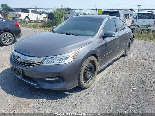 1HGCR3F98HA800448 2017 HONDA ACCORD - Image 2