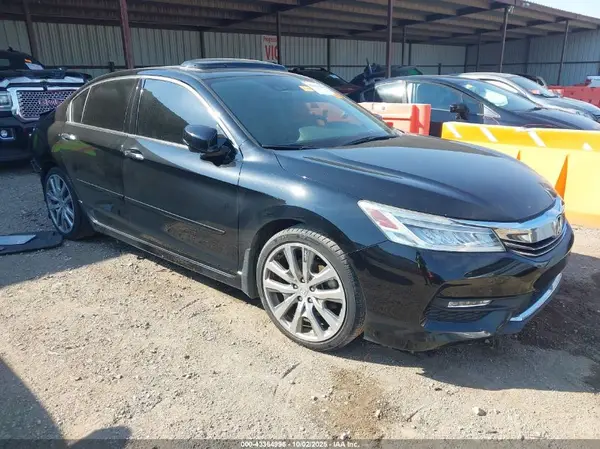1HGCR3F99GA010543 2016 HONDA ACCORD - Image 1