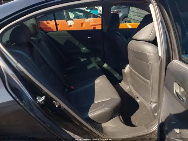 1HGCR3F99GA010543 2016 HONDA ACCORD - Image 8