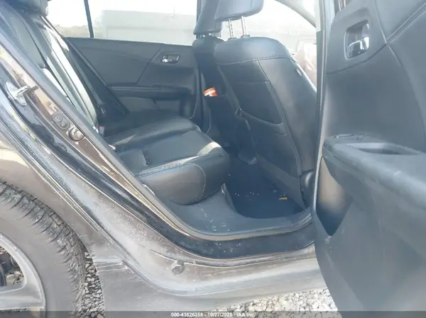 1HGCR3F99GA013670 2016 HONDA ACCORD - Image 8