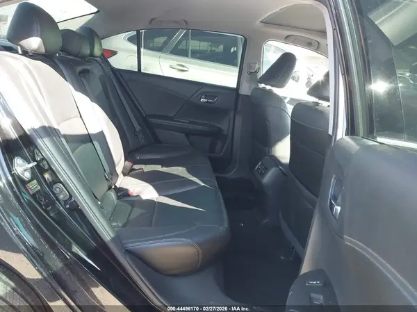 1HGCR3F99GA014995 2016 HONDA ACCORD - Image 8