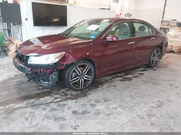 1HGCR3F99GA031795 2016 HONDA ACCORD - Image 2