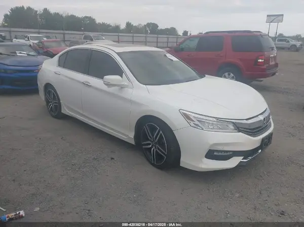 1HGCR3F99HA007143 2017 HONDA ACCORD - Image 1