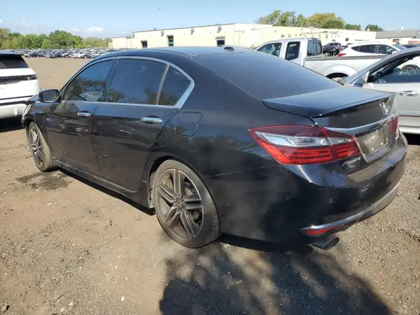 1HGCR3F99HA008003 2017 HONDA ACCORD - Image 2