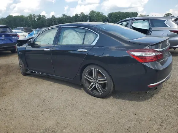 1HGCR3F99HA038828 2017 HONDA ACCORD - Image 2