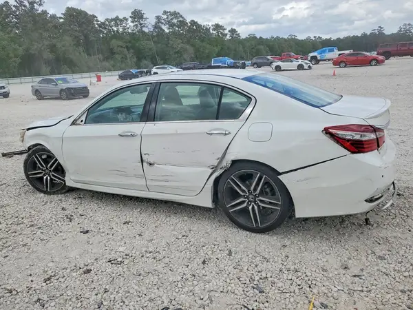 1HGCR3F99HA045911 2017 HONDA ACCORD - Image 2