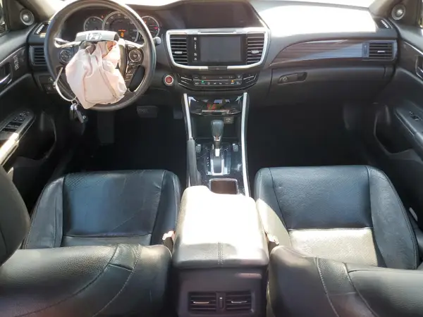 1HGCR3F9XGA015735 2016 HONDA ACCORD - Image 8